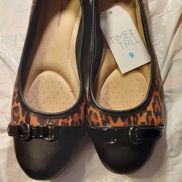 Time and Tru Shoes - Women's Time and Tru Flats NWT